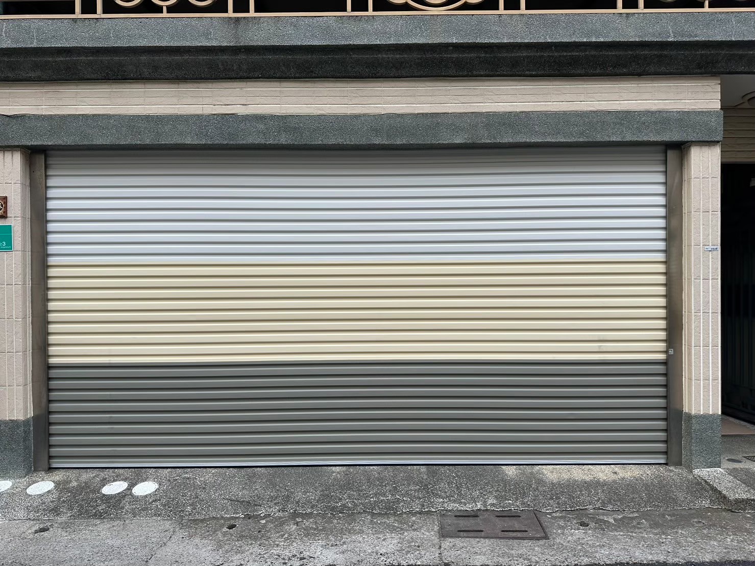 格來得捲門_台南新營區公誠街案例